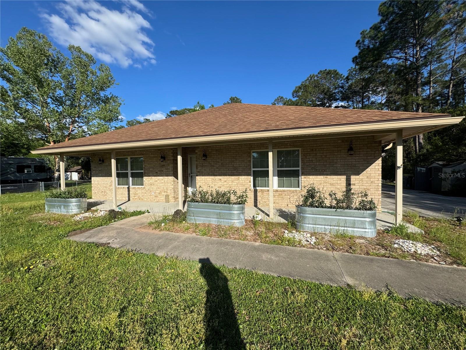 Listing image 1