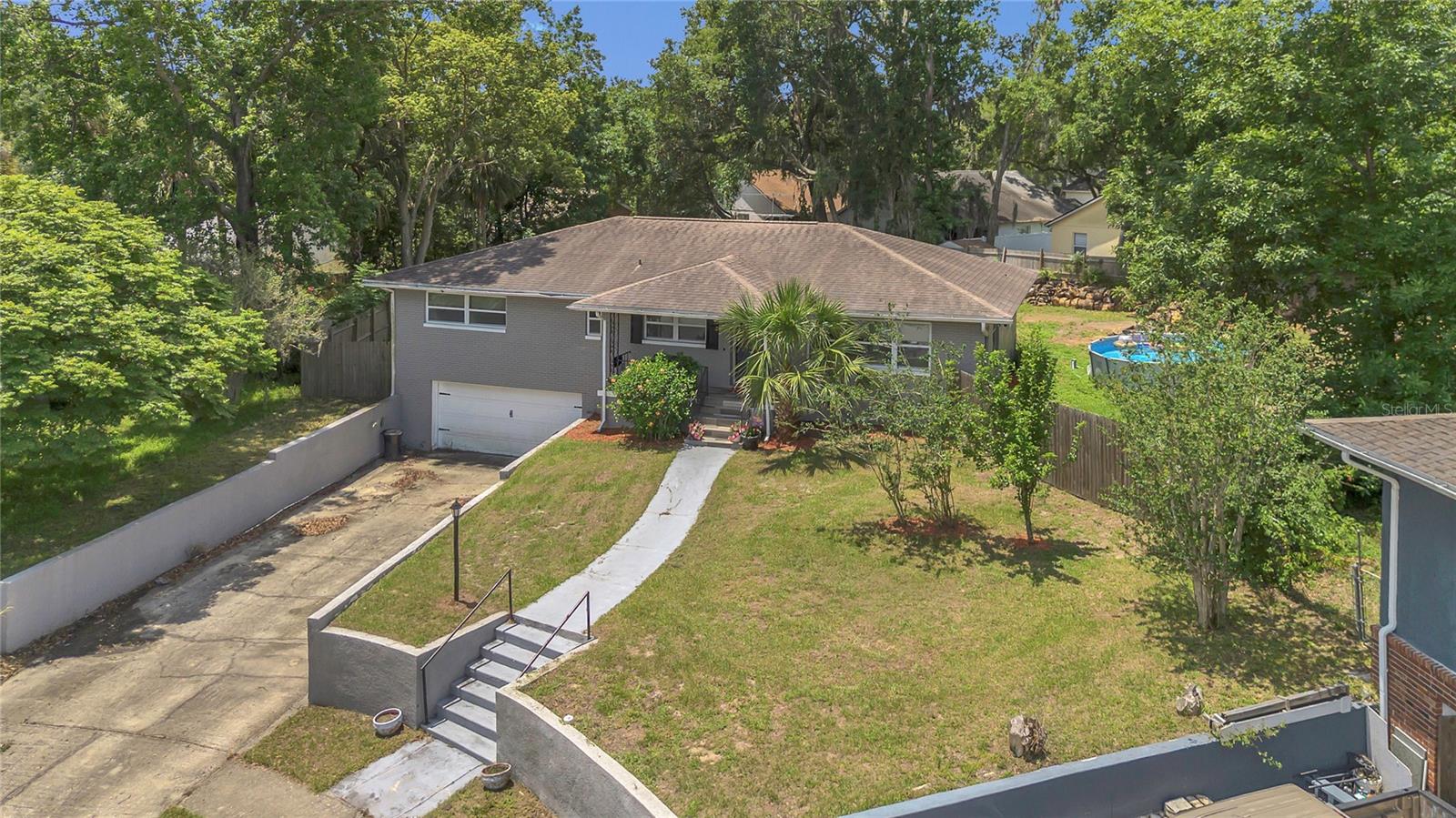 300 HICKORY COURT