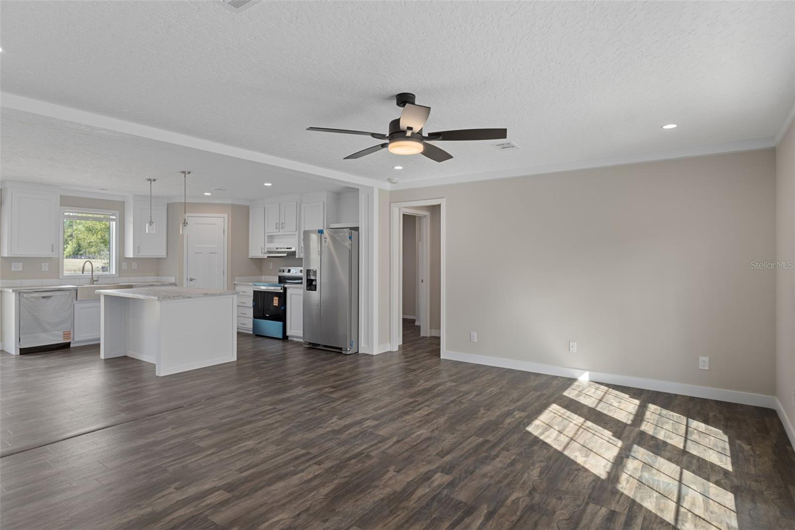 ZEPHYRHILLS COLONY CO - Residential