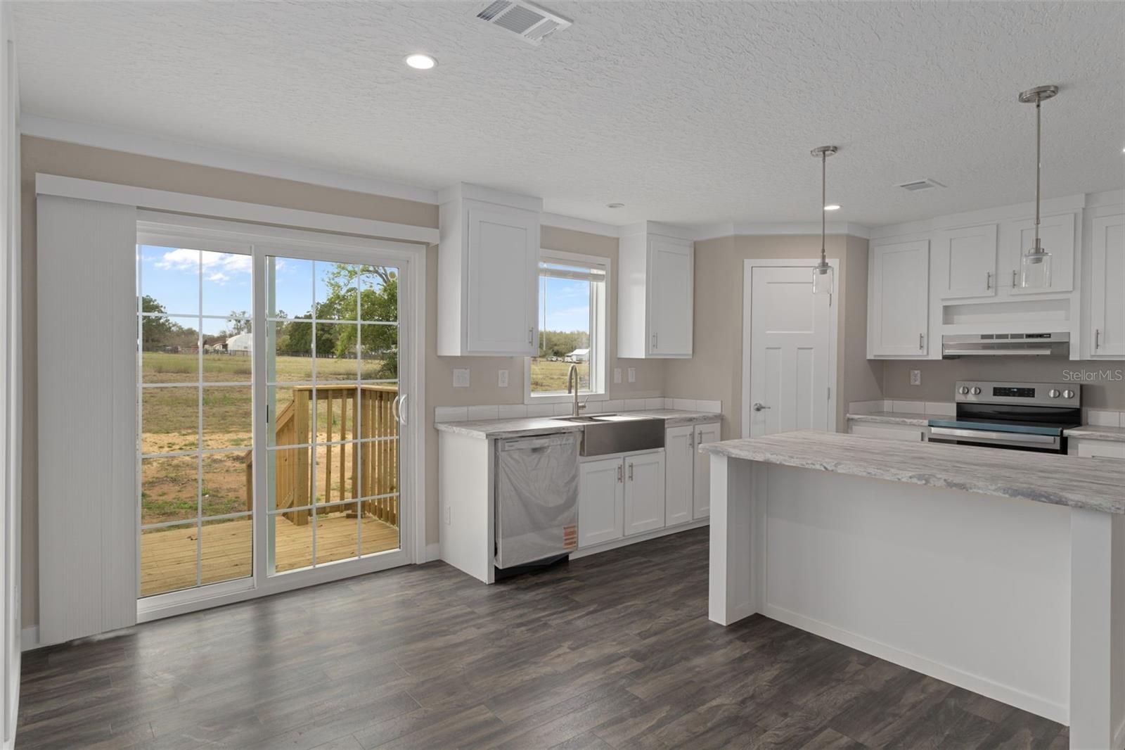 ZEPHYRHILLS COLONY CO - Residential