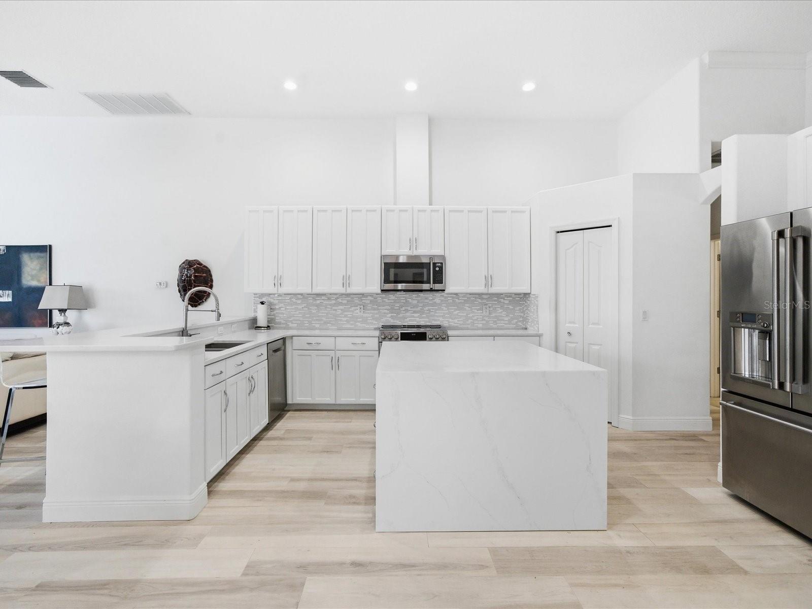 MONTREAUX - Residential