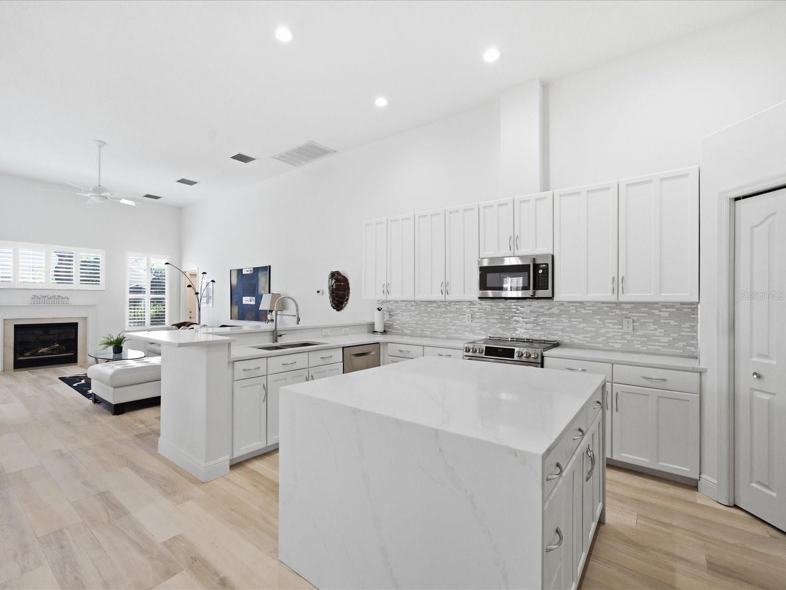 MONTREAUX - Residential