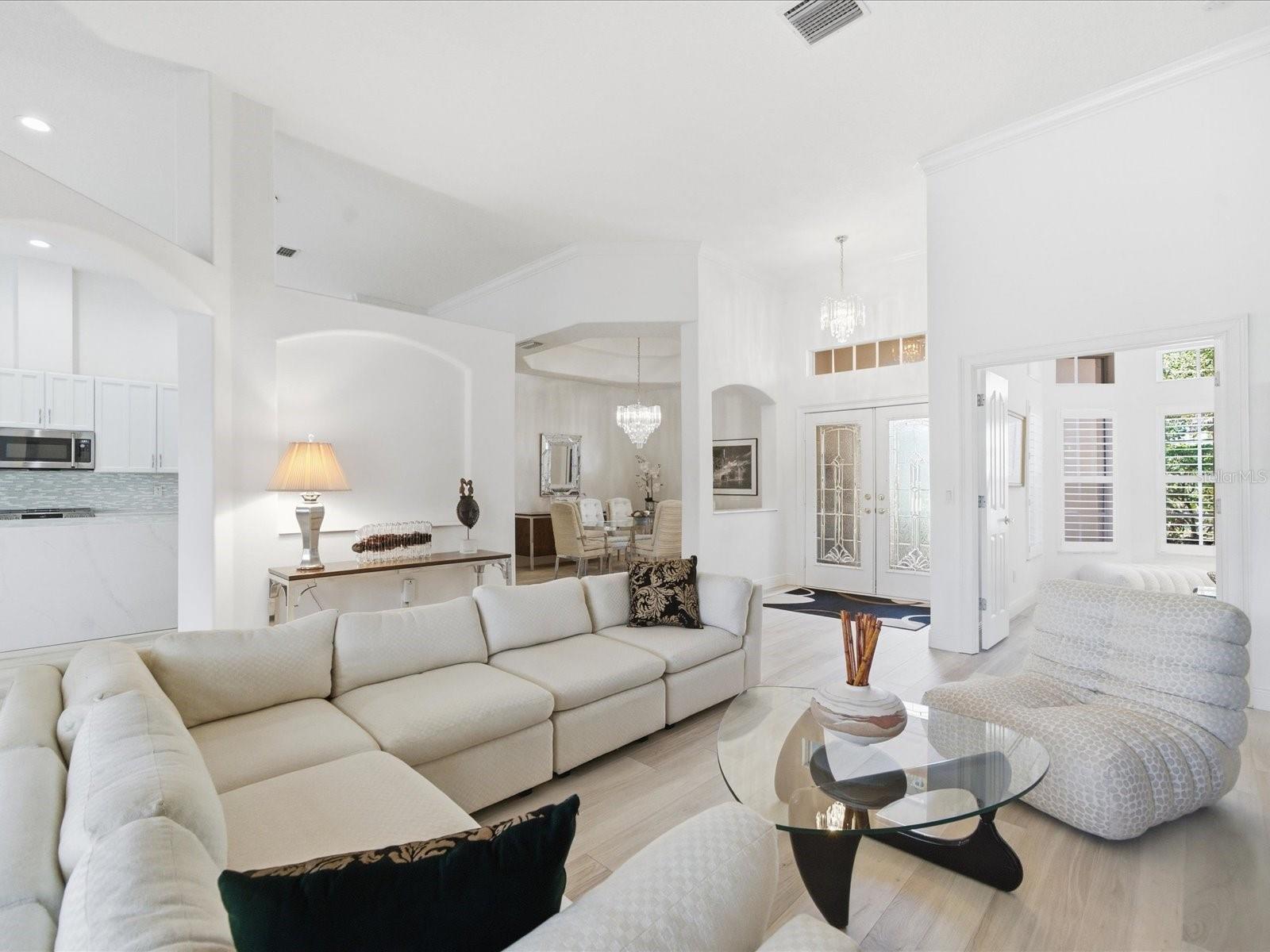 MONTREAUX - Residential