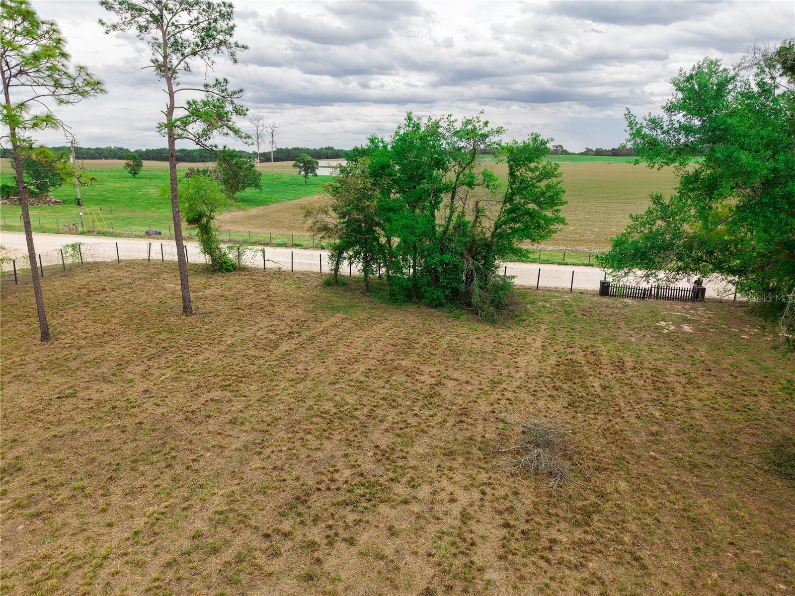 WILLISTON HIGHLANDS UN 14 - Land