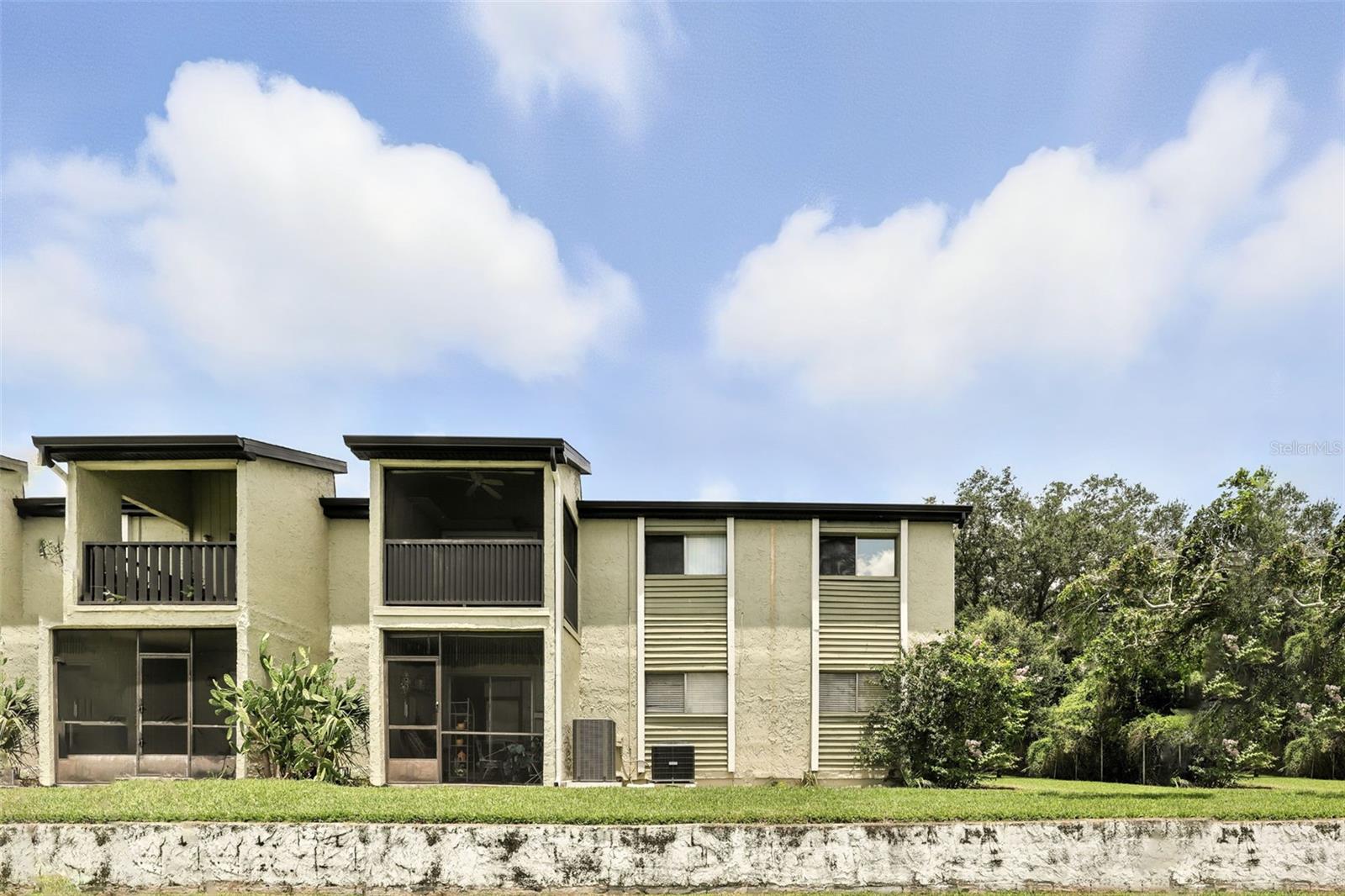 954 LAKE DESTINY ROAD F