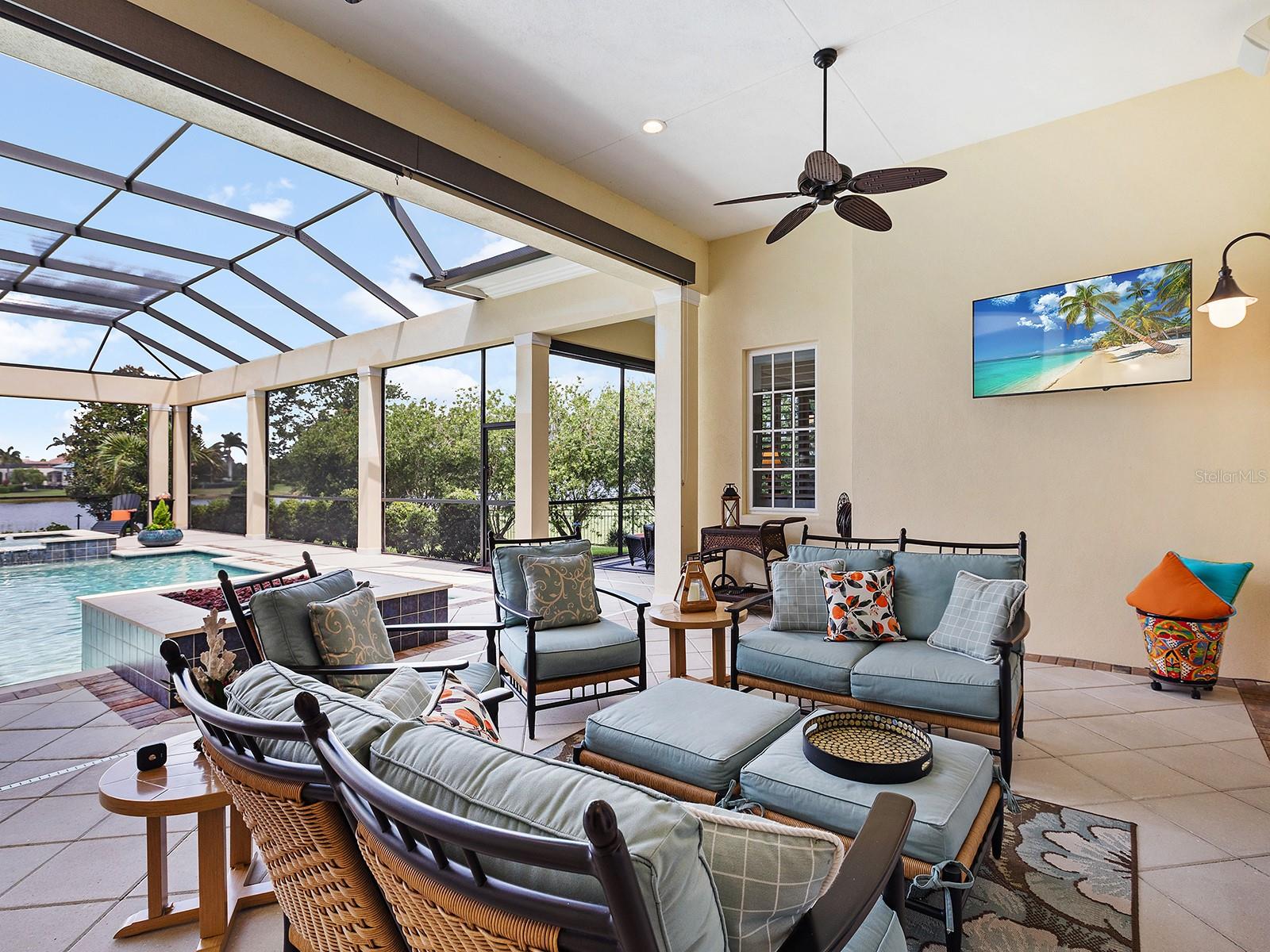 LAKE CLUB - Residential