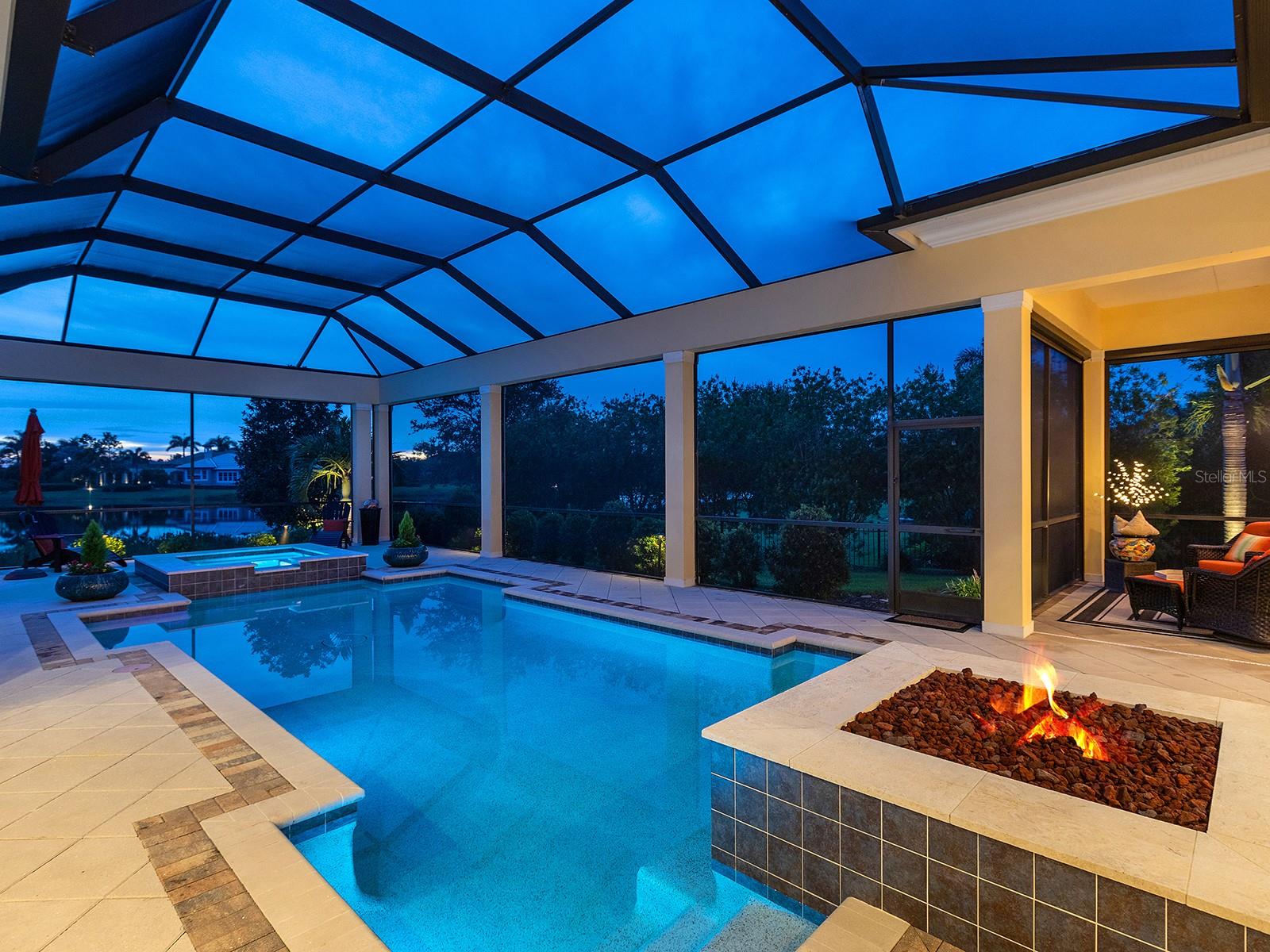 LAKE CLUB - Residential
