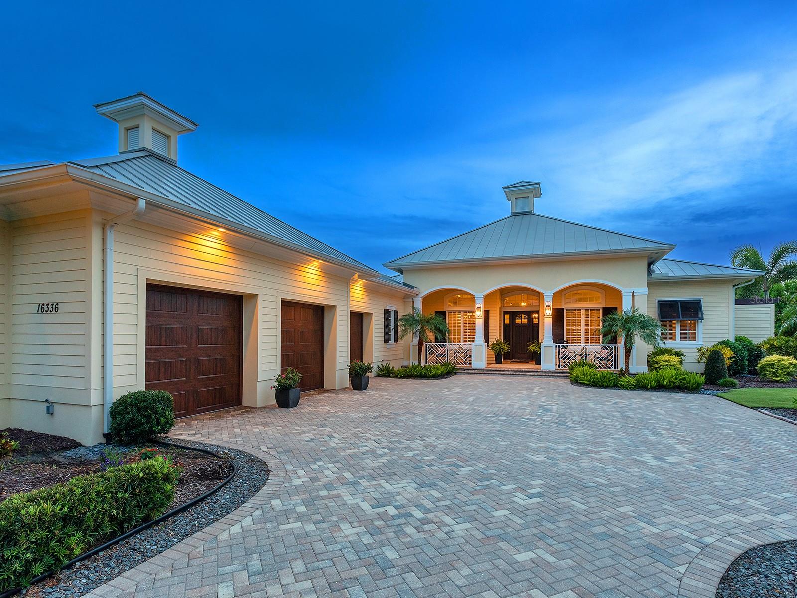 LAKE CLUB - Residential
