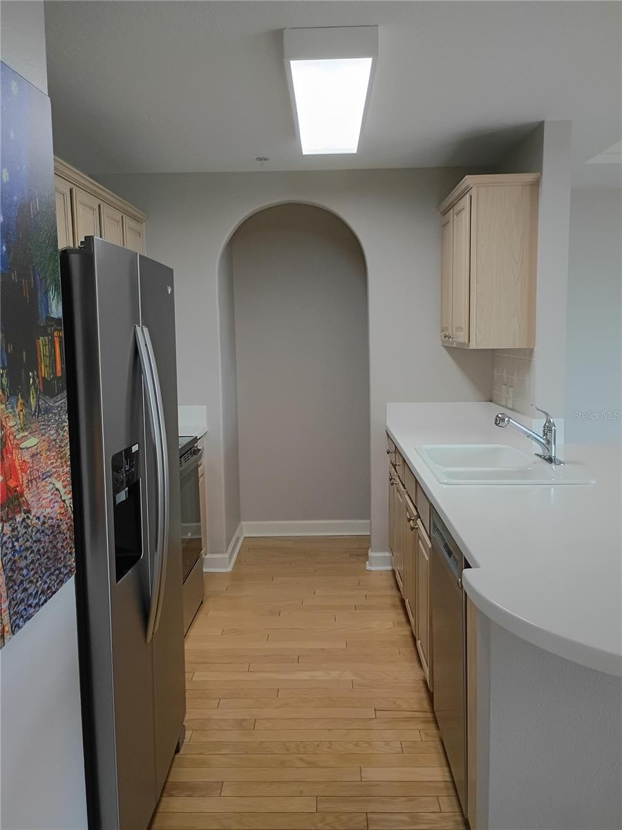 750 N TAMIAMI TRAIL 1007