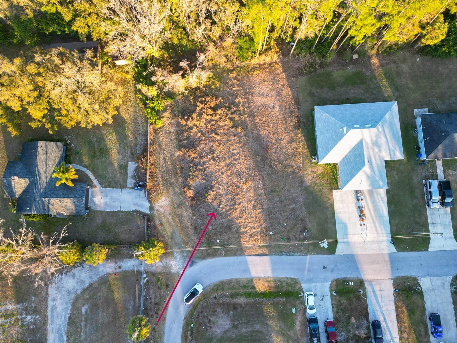 ONECO GARDENS - Land