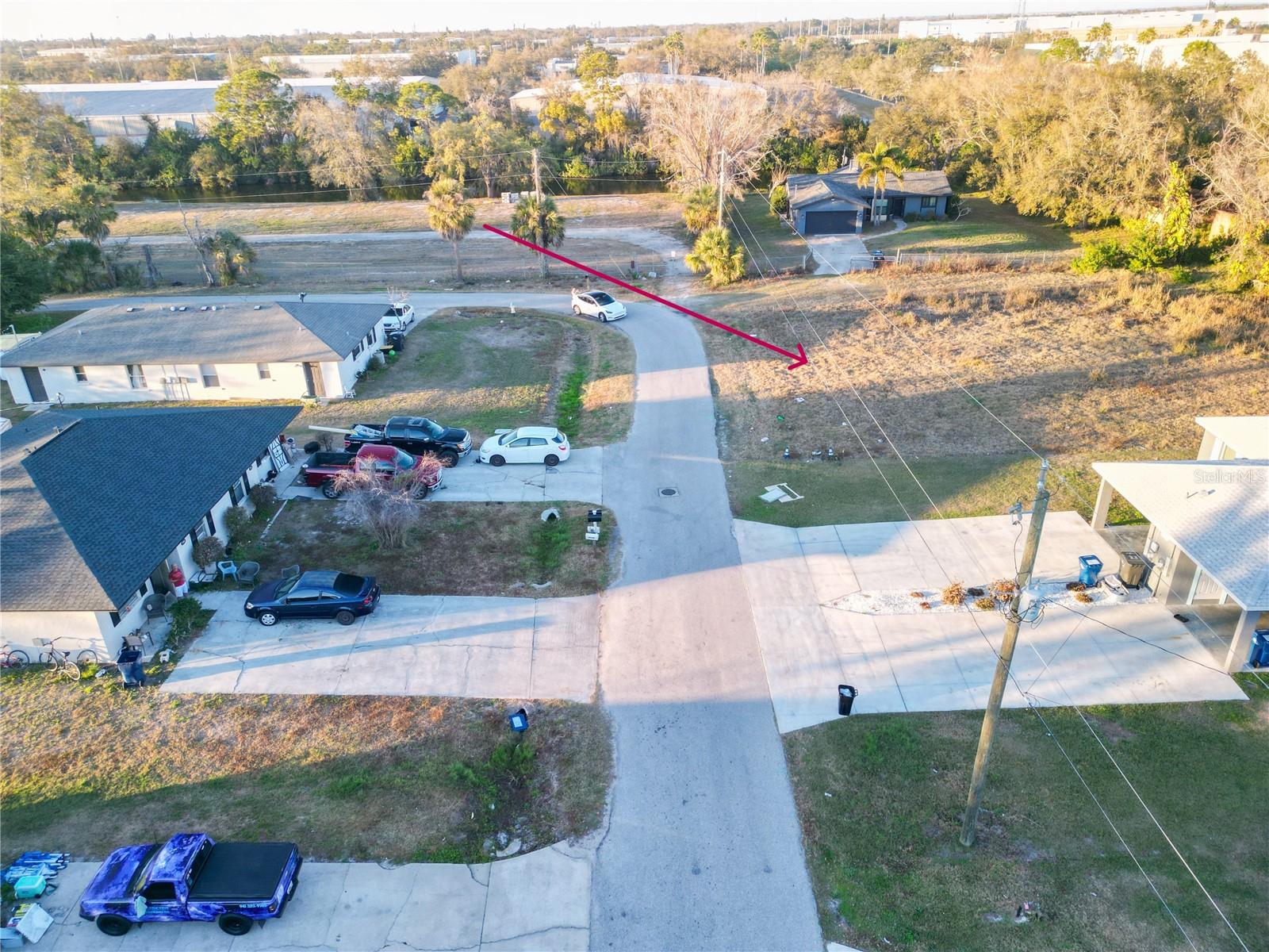 4901 20TH STREET COURT E