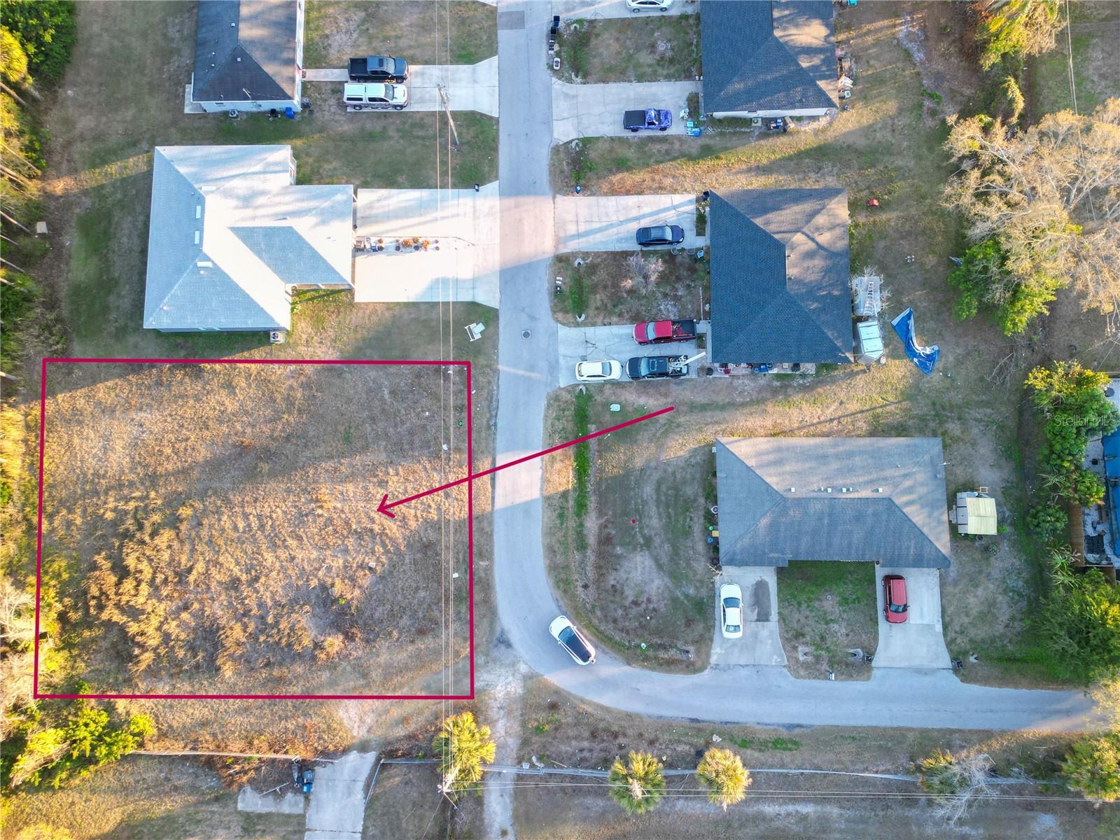 ONECO GARDENS - Land