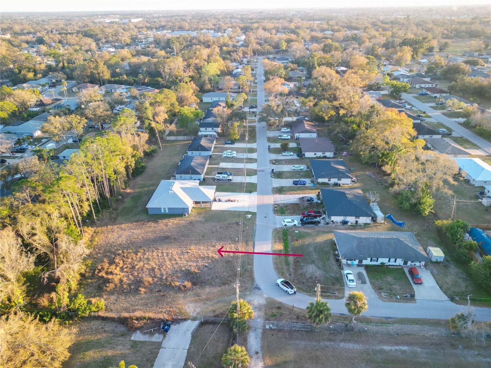 ONECO GARDENS - Land