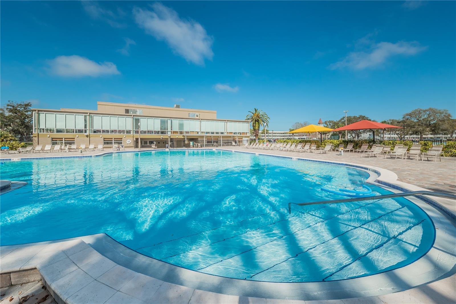 ON TOP OF THE WORLD - Residential Lease