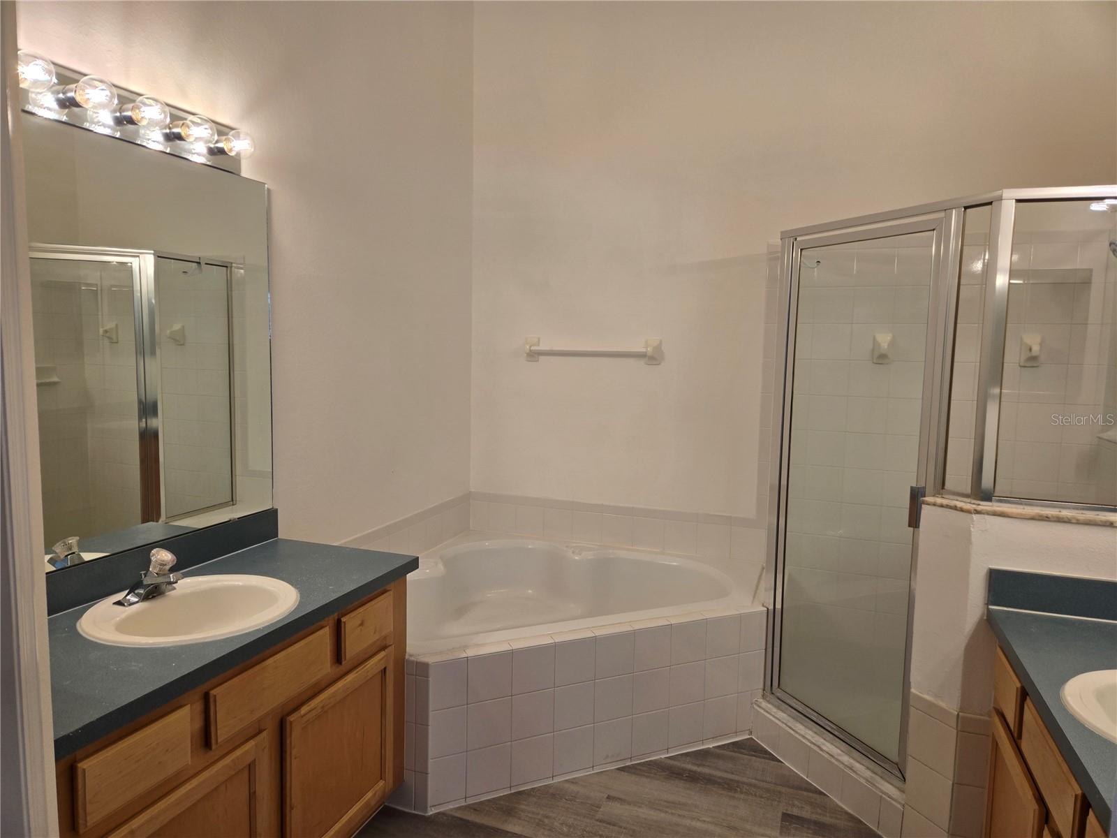 CYPRESS LAKES - Residential Lease