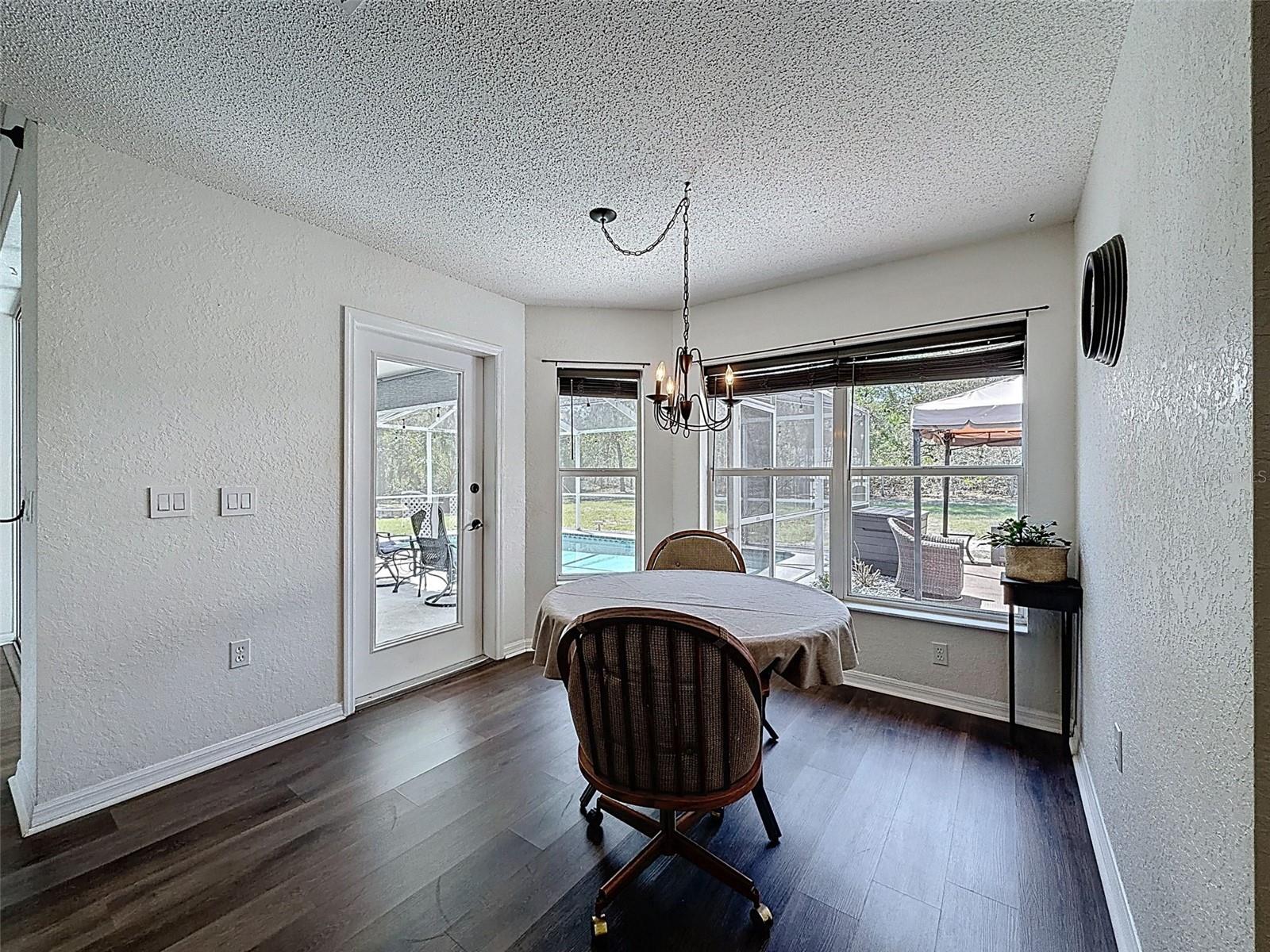 ROYAL HIGHLANDS - Residential