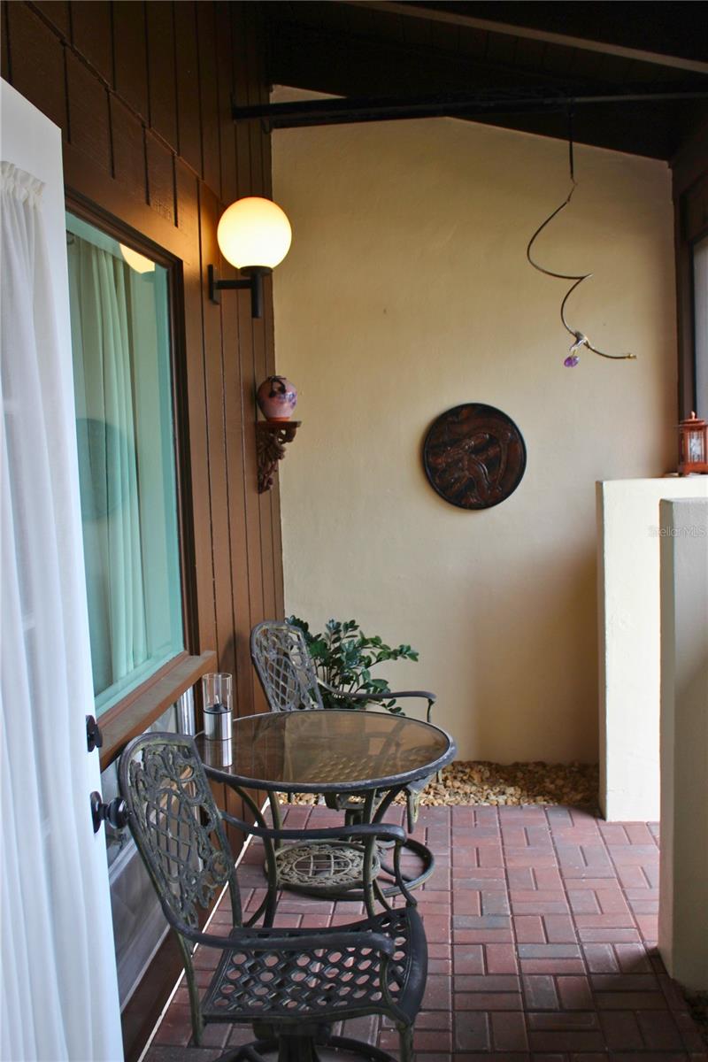 CASA LOMA CONDO - Residential