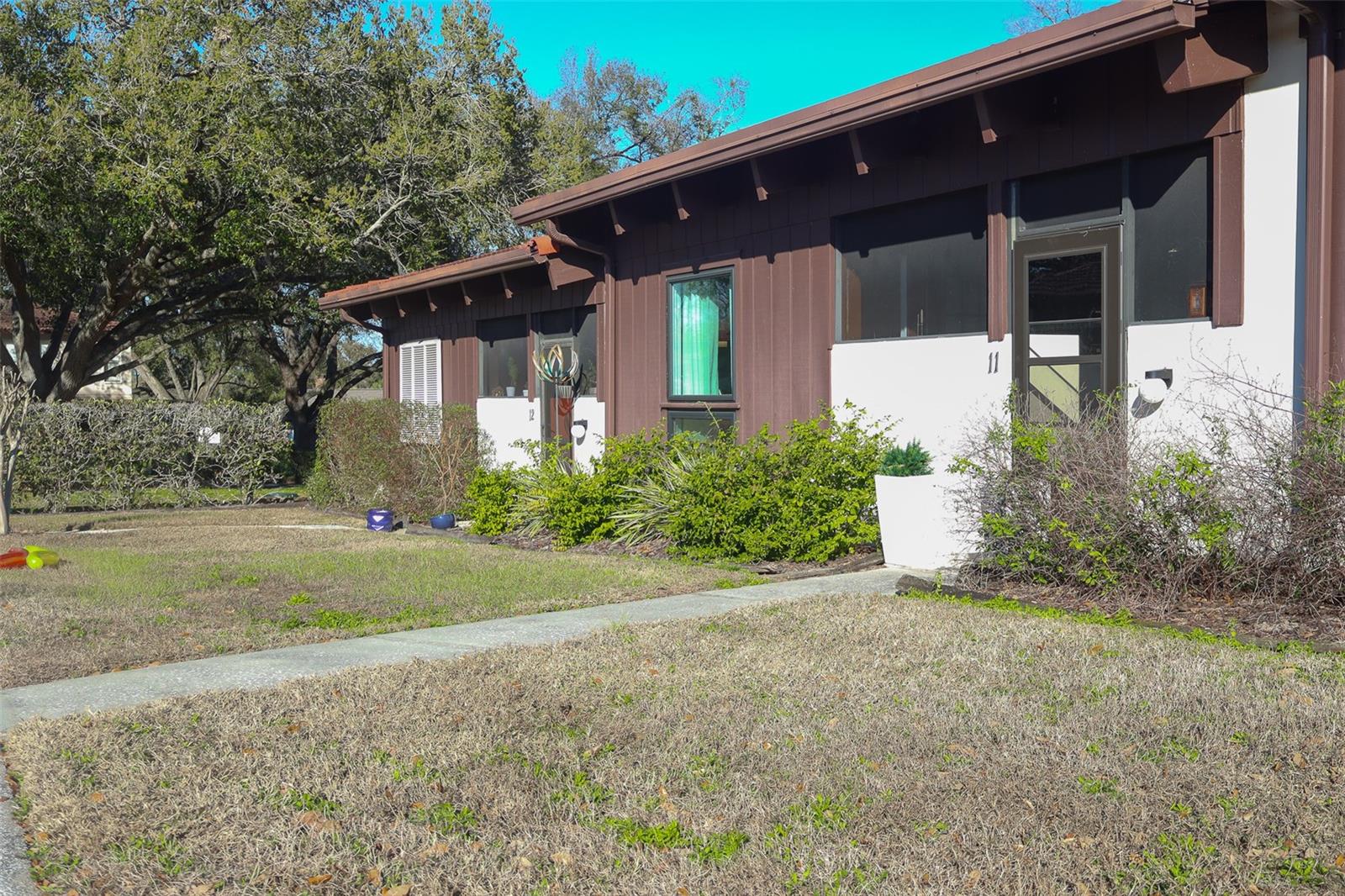 CASA LOMA CONDO - Residential