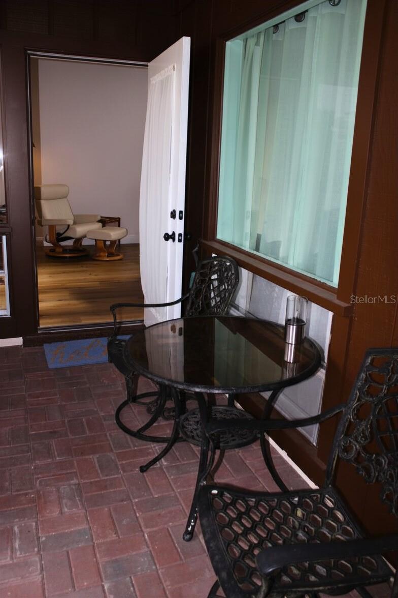 CASA LOMA CONDO - Residential