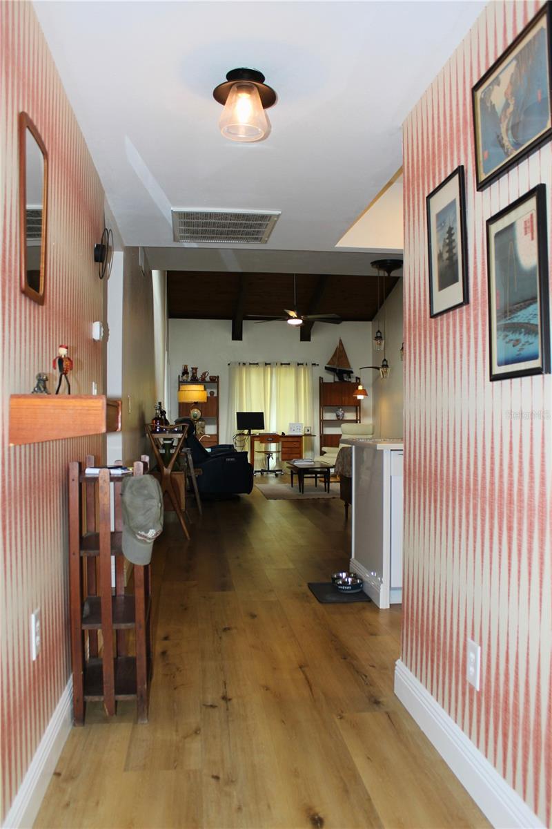 CASA LOMA CONDO - Residential