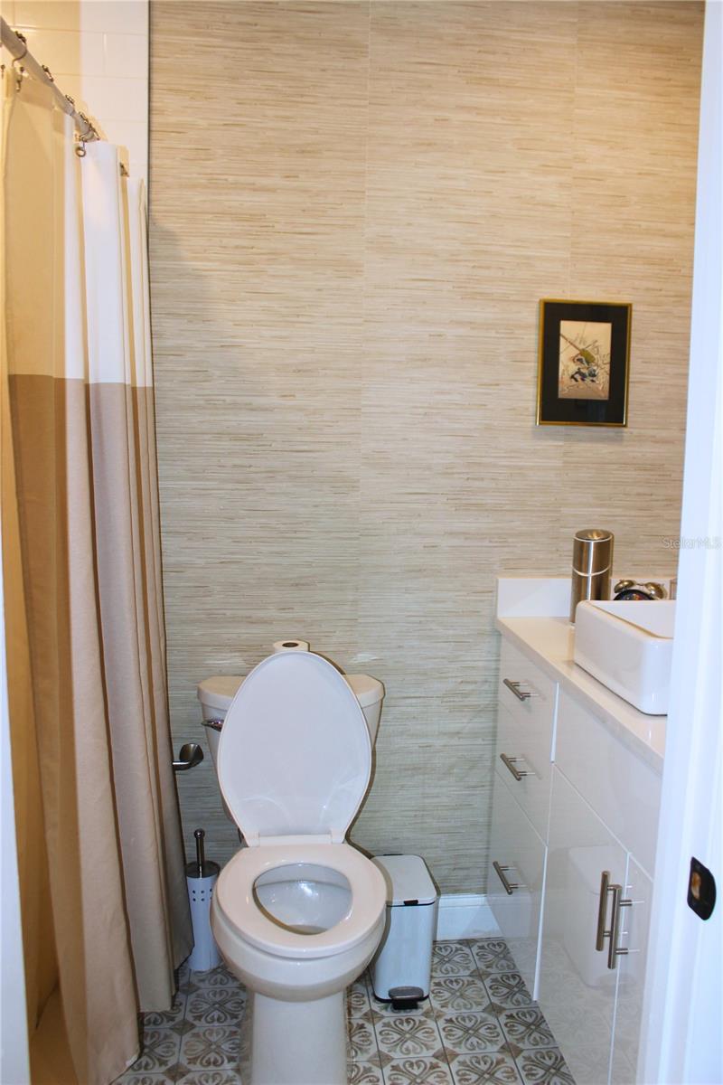 CASA LOMA CONDO - Residential