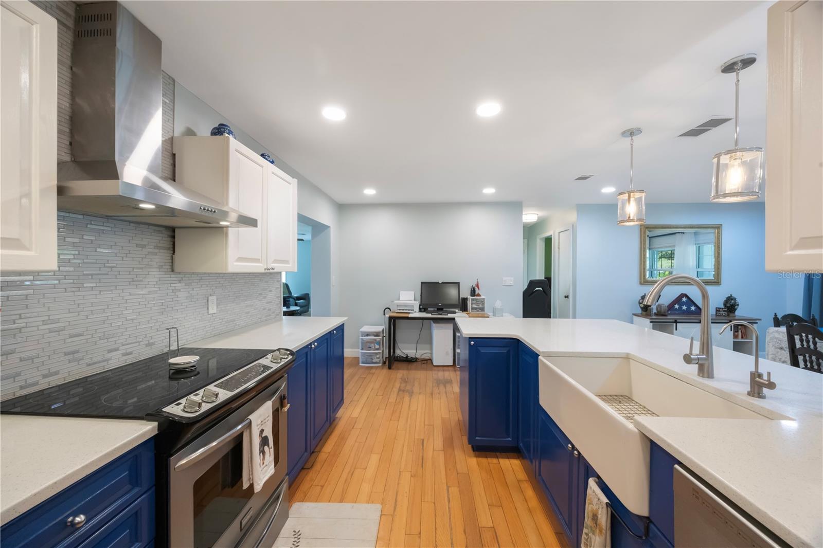 WILCOX MANOR - Residential