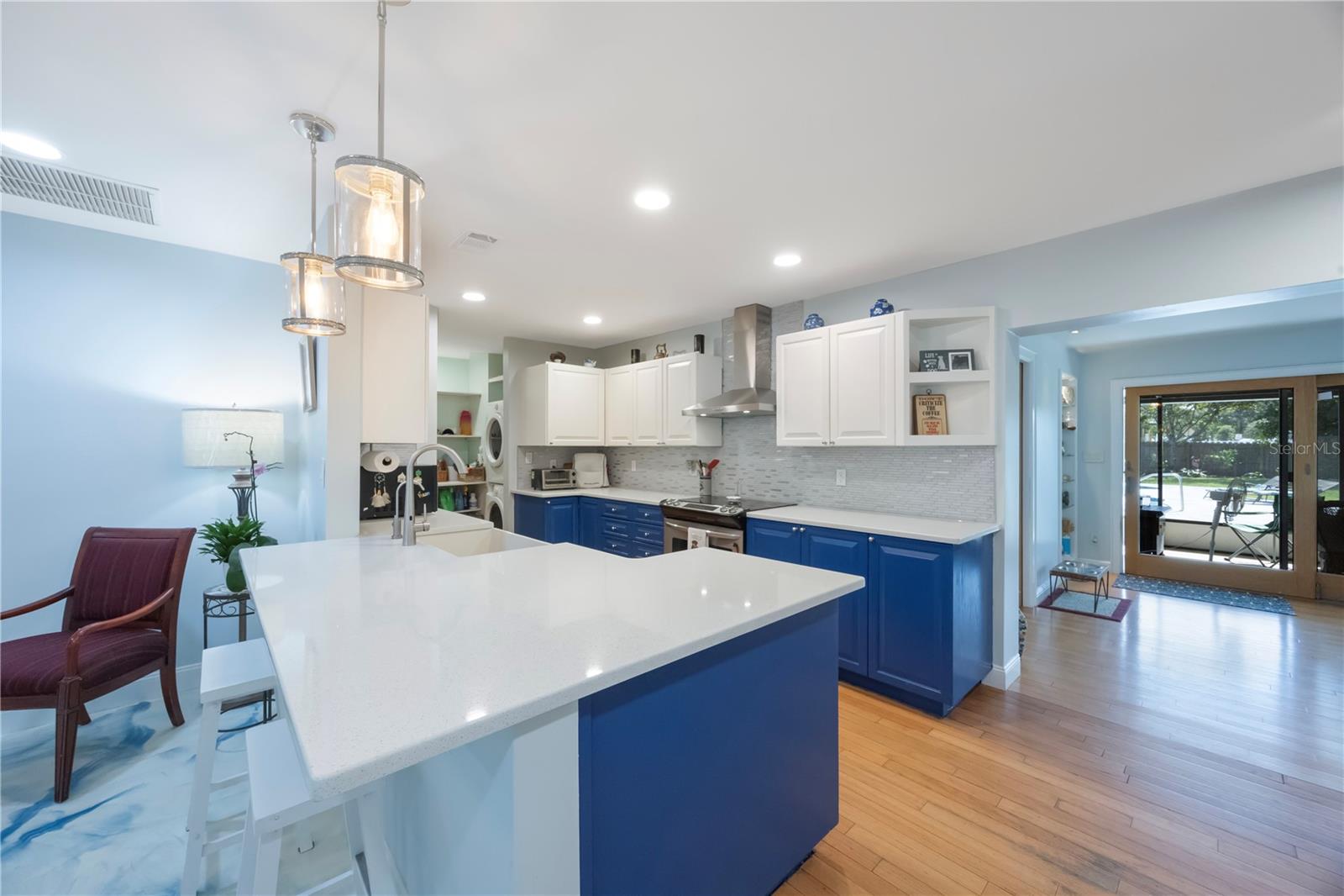 WILCOX MANOR - Residential