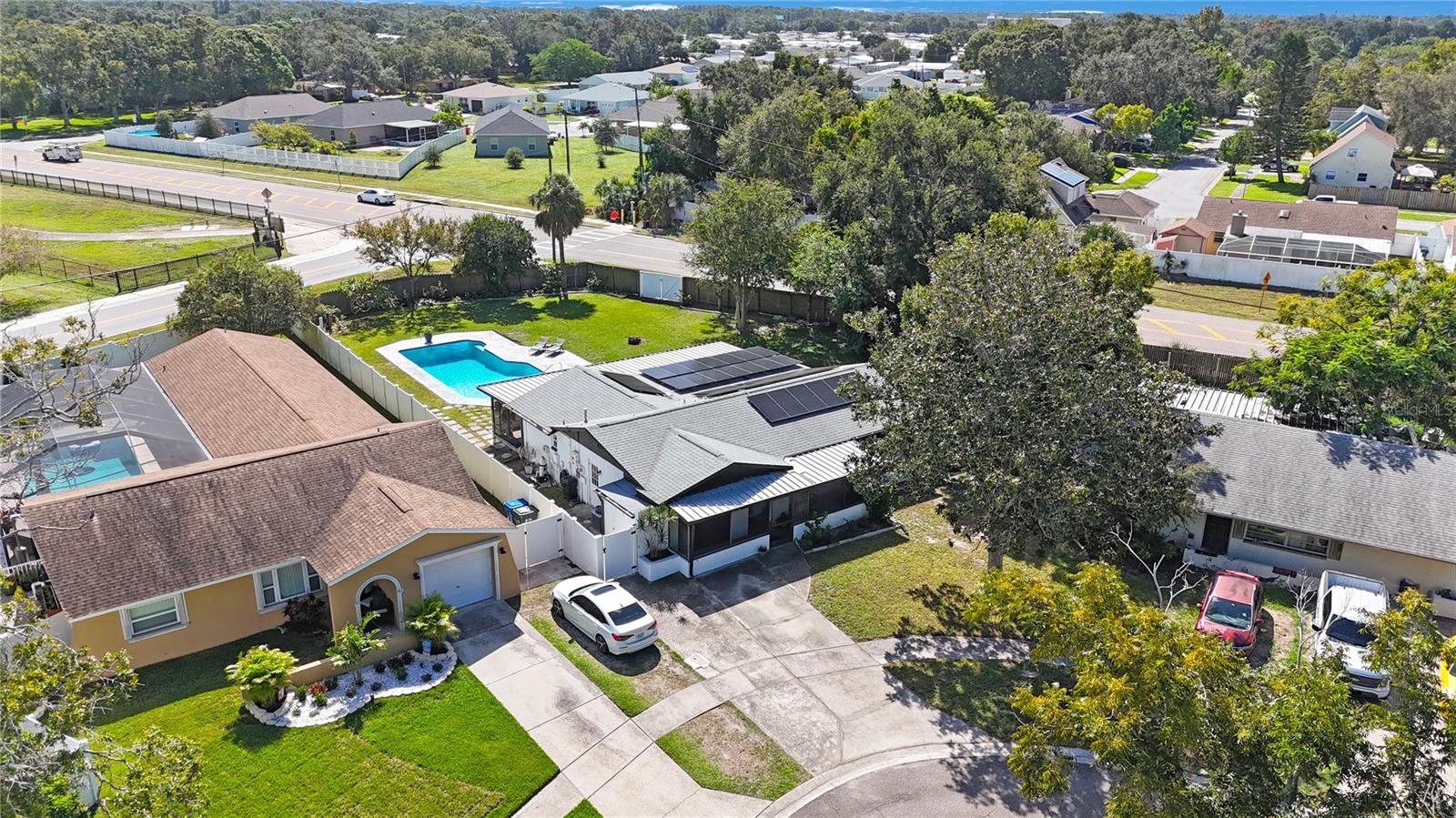 WILCOX MANOR - Residential