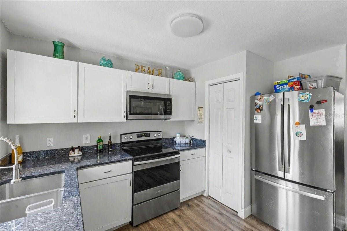 FLORIDA SHORES 01 - Residential