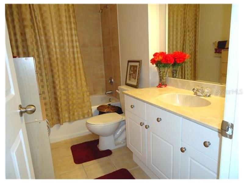 CROSS CREEK GARDENS - Residential Lease