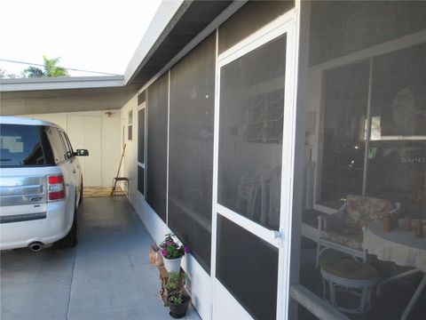 Photo of 1110 49th Avenue Terrace W, Bradenton, FL 34207 (MLS # A4676034)