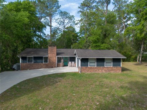 Photo of 922 NW 39th Drive, Gainesville, FL 32605 (MLS # GC539152)