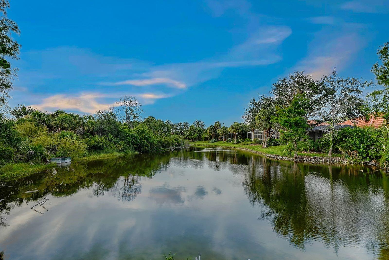 24 GRAND PALMS BOULEVARD