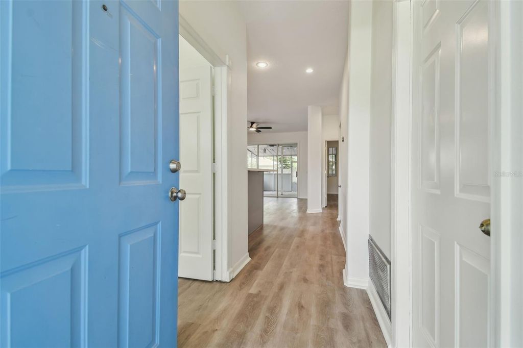 Photo of 105 1st Avenue SE, Lutz, FL 33549 (MLS # TB8388887)