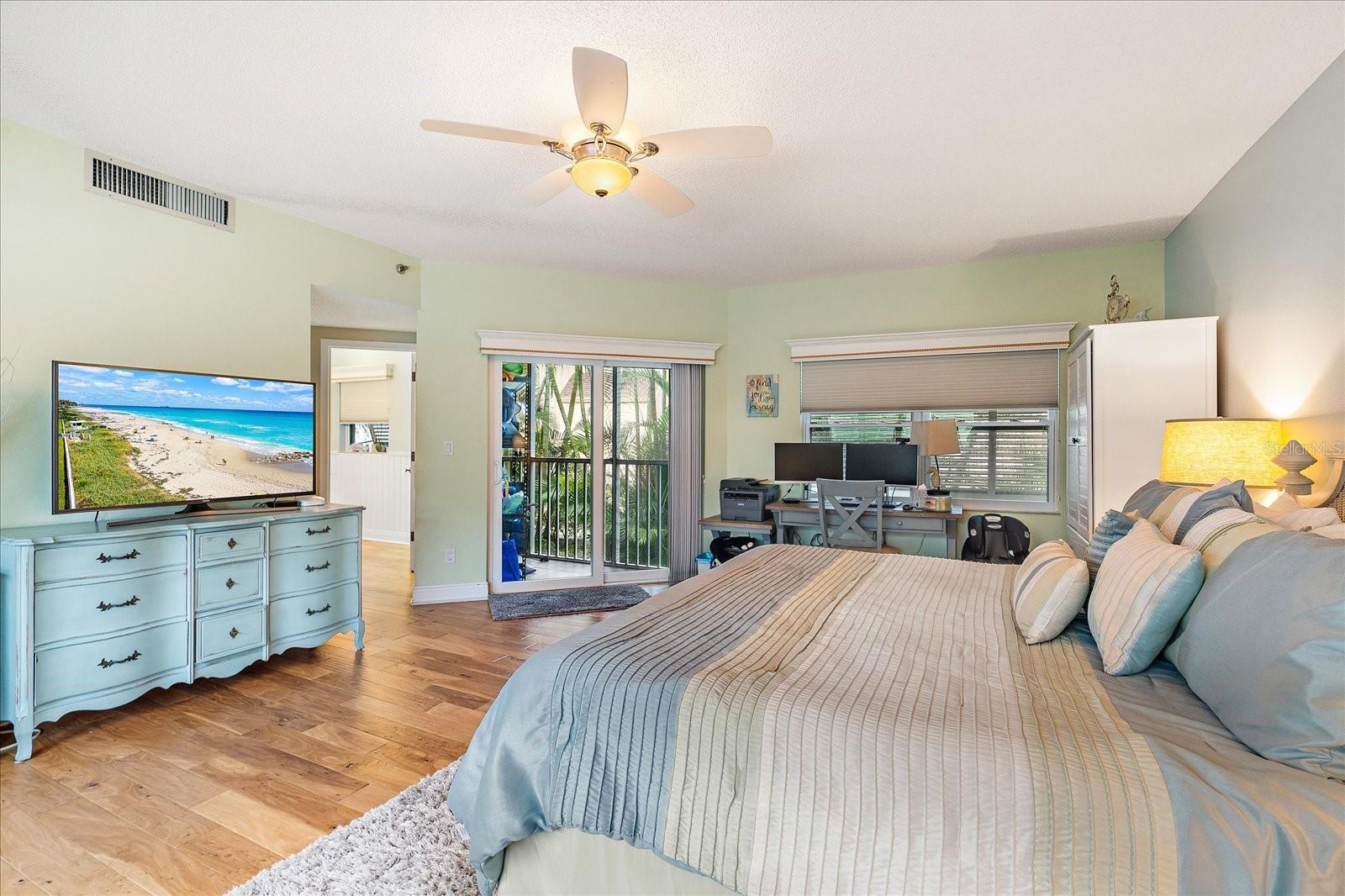 SALTY ACRES - Residential Lease