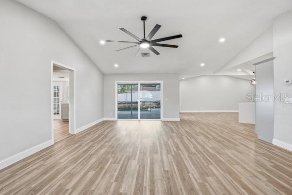 SPRING HILL - Residential