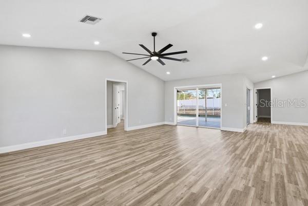 SPRING HILL - Residential