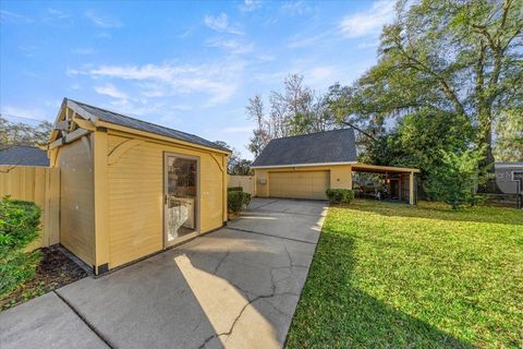 Tiny photo for 2420 SE 15th Street, Ocala, FL 34471 (MLS # OM719504)