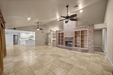 Tiny photo for 2420 SE 15th Street, Ocala, FL 34471 (MLS # OM719504)