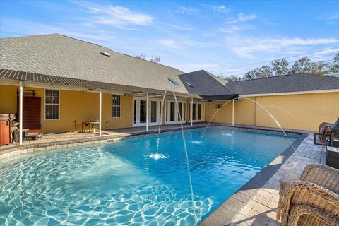 Tiny photo for 2420 SE 15th Street, Ocala, FL 34471 (MLS # OM719504)