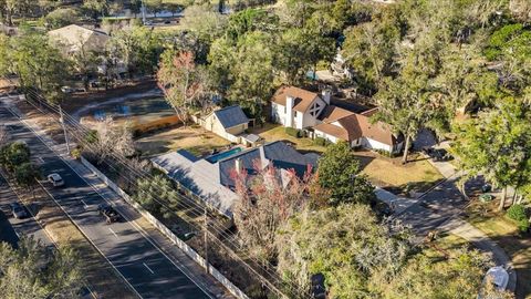 Tiny photo for 2420 SE 15th Street, Ocala, FL 34471 (MLS # OM719504)