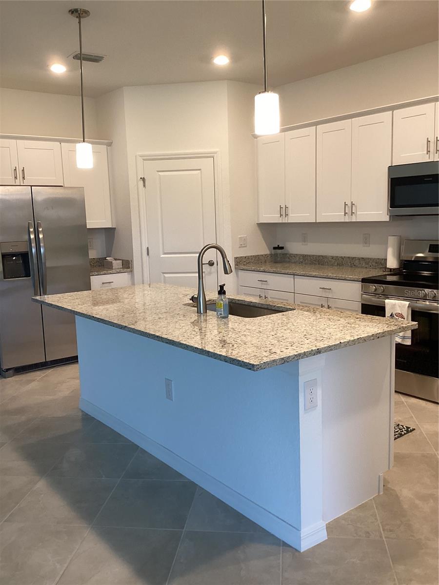 BISCAYNE LNDG NORTH - Residential