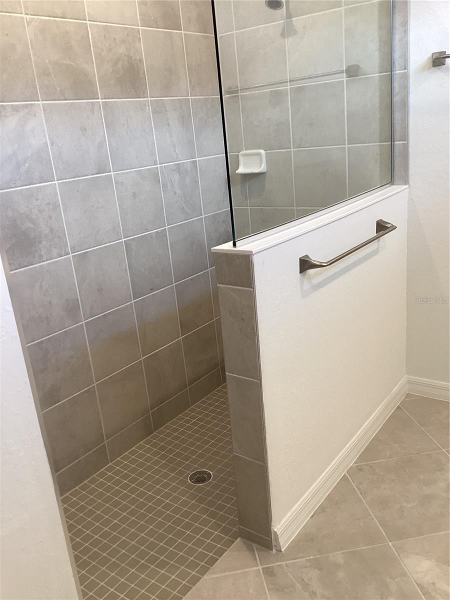 BISCAYNE LNDG NORTH - Residential