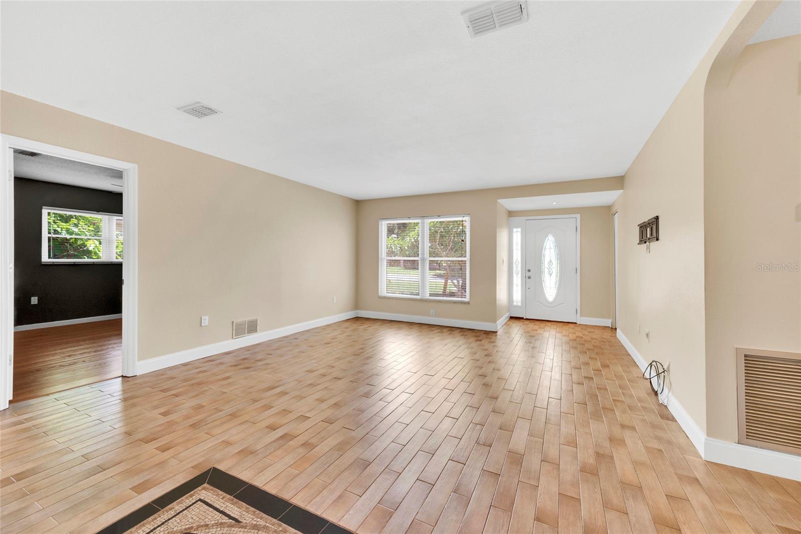 SANDY WOODS 1ST ADD - Residential