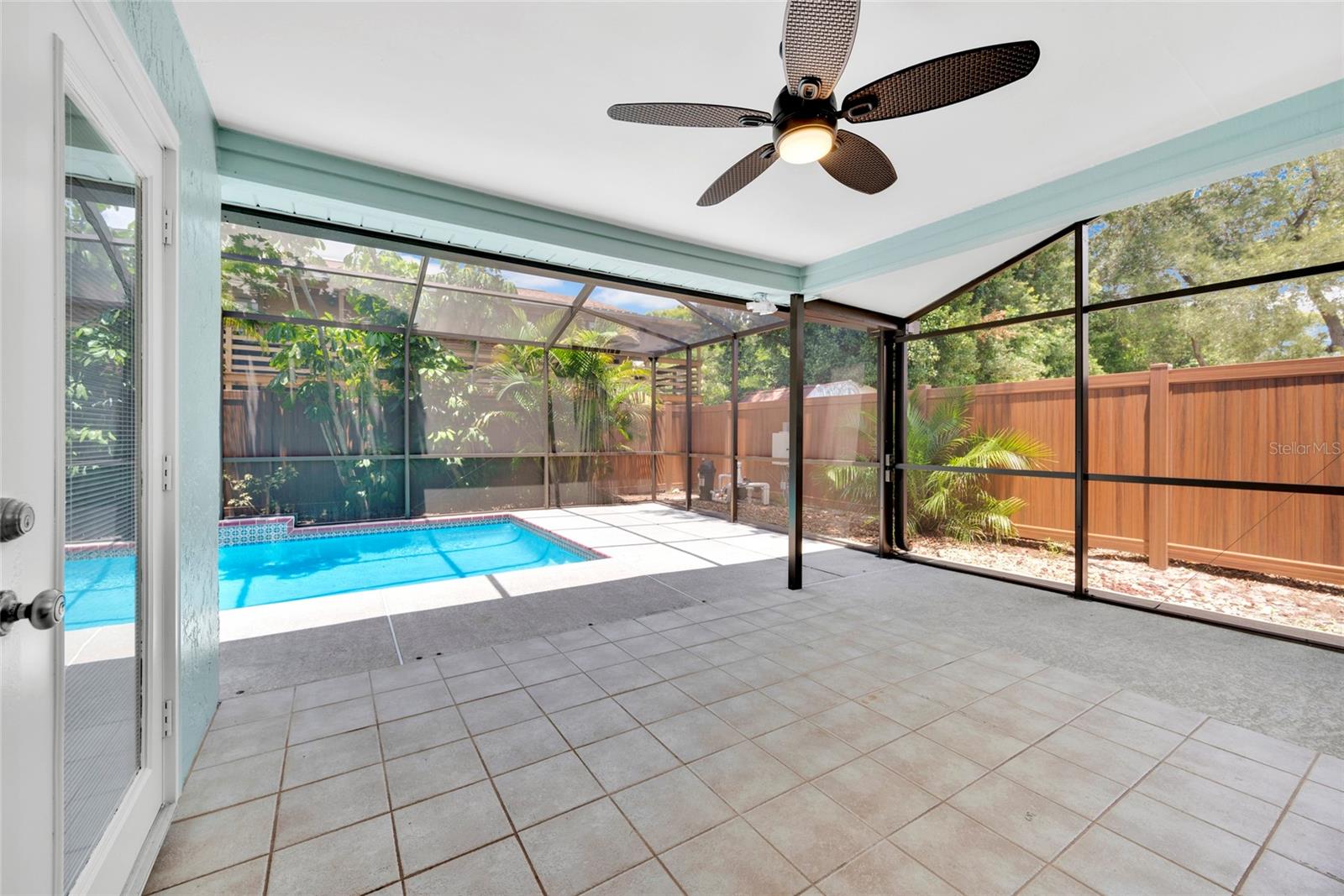 SANDY WOODS 1ST ADD - Residential