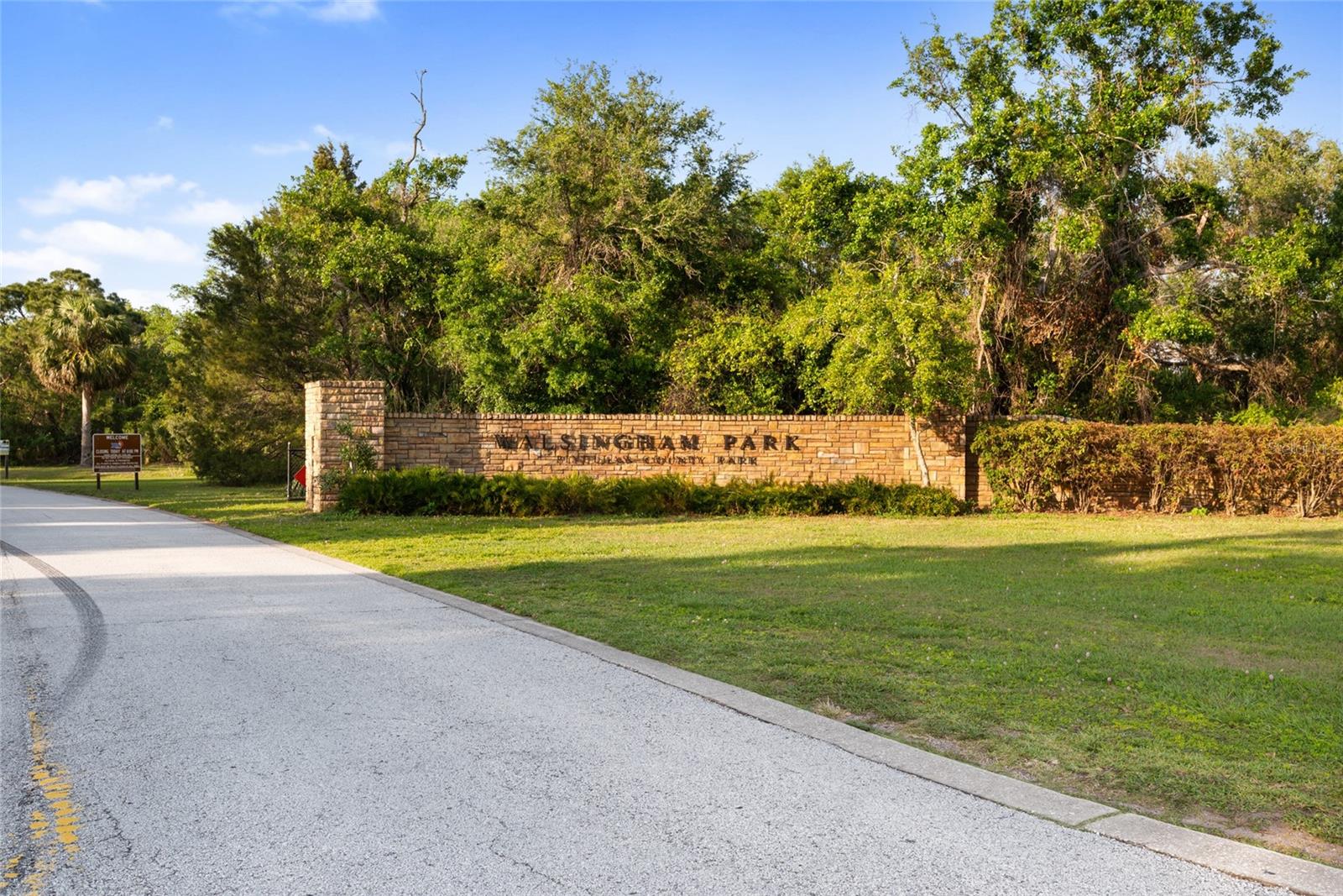 SANDY WOODS 1ST ADD - Residential