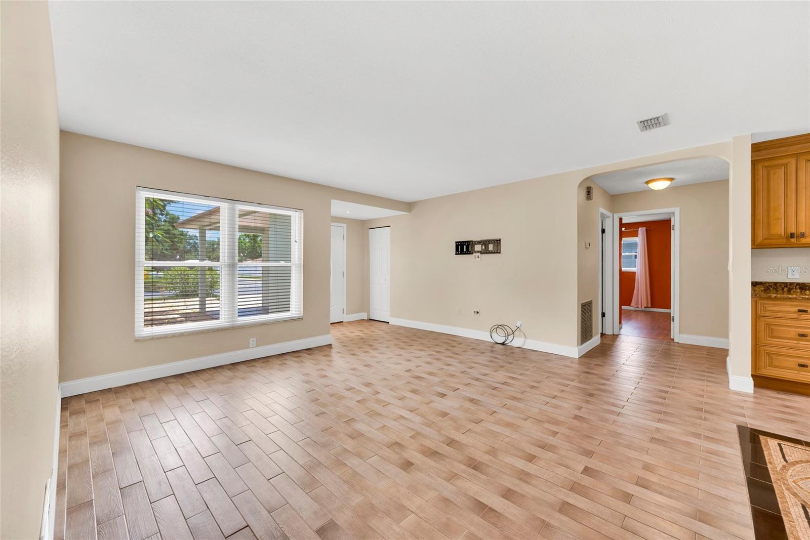 SANDY WOODS 1ST ADD - Residential