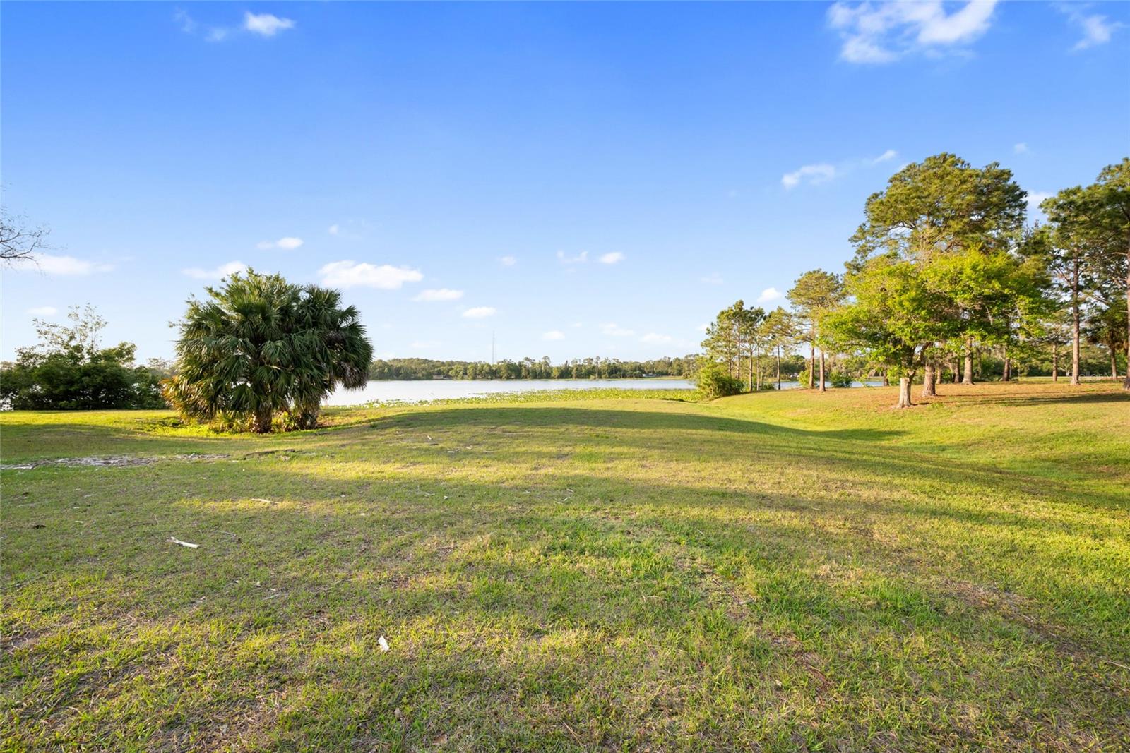 SANDY WOODS 1ST ADD - Residential