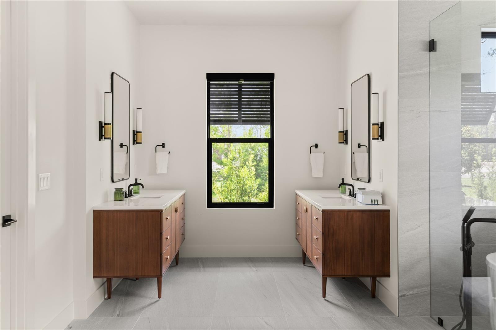 TURNBULL CROSSINGS - Residential