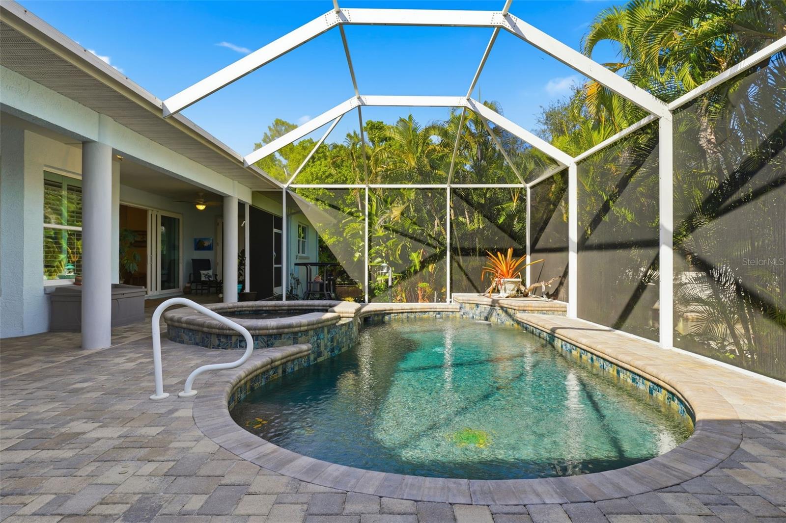 CAPE HAZE - Residential